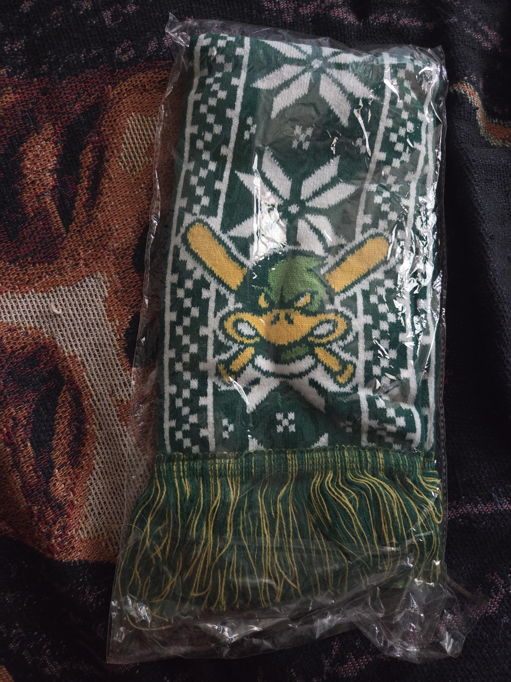 Green & White Sports Scarf/Madison Wi Mallards